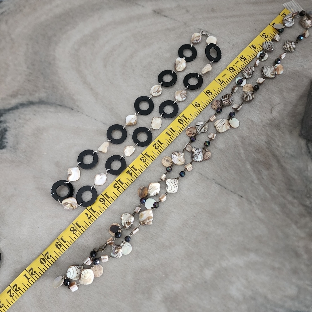 Source Unknown Shell and Black Necklace Set - Picture 6 of 11